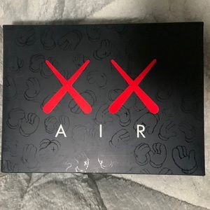 Jordan 4 Kaws